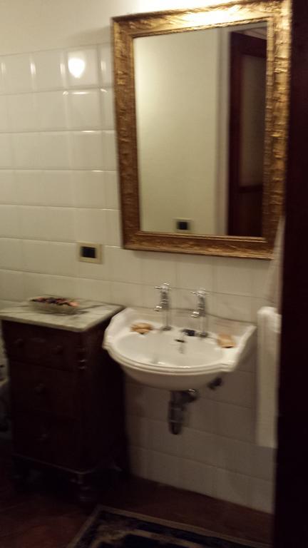 Hotel Palazzo Bizzarri Rapolano Terme Zimmer foto